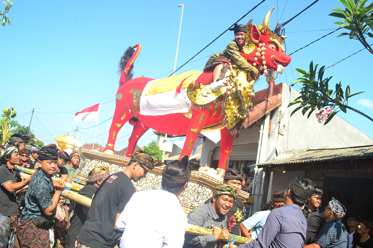 Cremation Ceremony - 5 Balinese Hindu Ceremonies You Should See in Bali