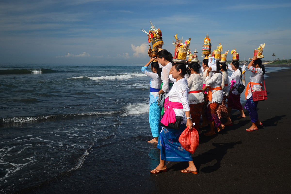 Etiquette Tips for Your Holiday In Bali